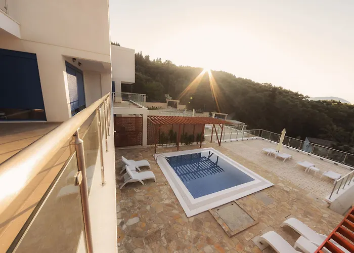 Hotel Jackson Mpoukaris